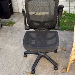 FREE desk Chair
