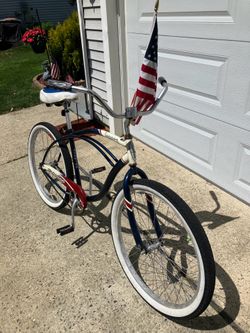 Schwinn Beach Cruiser