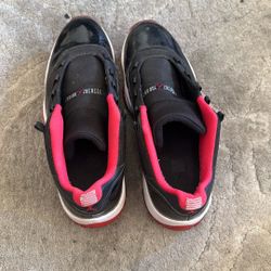 Jordan 11 Retro Low 'Bred' - Size 11.5