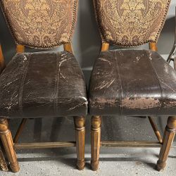 Chairs 2 Pices $30 Dollars 