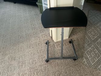 Rolling work table : mesa de trabajo en ruedas