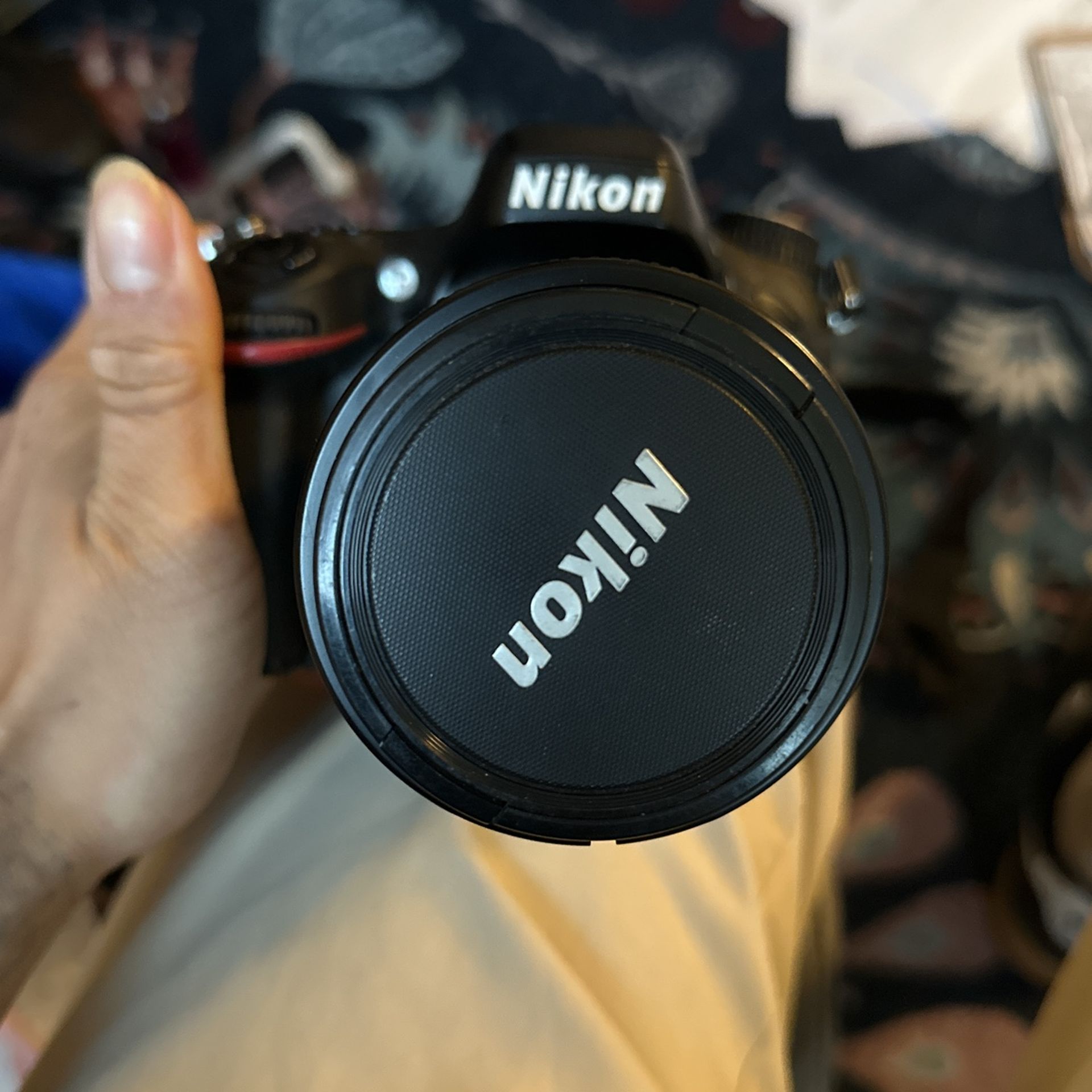 NIKON D610 BODY AND 70mm LENS