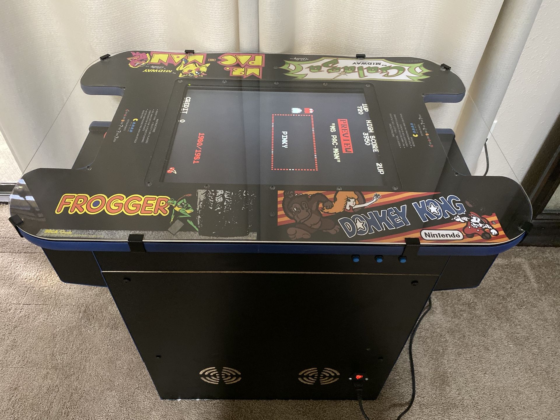 NEW- Arcade cocktail table- 60 games! PAC-man, Donkey Kong++