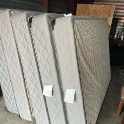 Queen Box Spring (NEW)