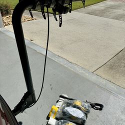 Saris B.A.T 999 Bike Rack W/ Integrated Lock