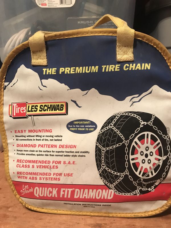 Les Schwab Tire Chains 1555s (See Photos For Tire Size’s) for Sale in