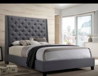 *** TUFTED QUEEN SIZE BED FRAME***