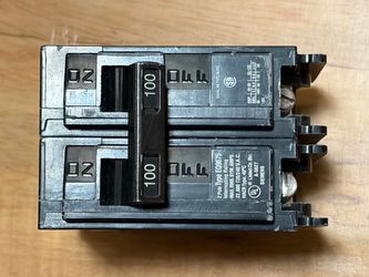 100 A 220V Siemens breaker