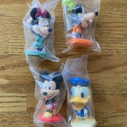 Disney Bobbled Heads Mickey, Goofy, Donald, Minnie