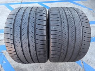 2 USED TIRES MICHELIN 285/35/20