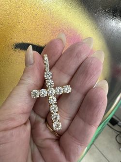 14k LAB DIAMOND CHARM