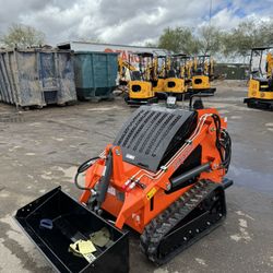 New 23HP Gas Skid Steer