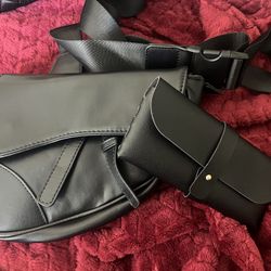 Blk Bag And Glasses Holder 