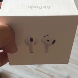 Airpods Pro’s 4