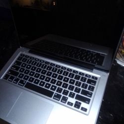 Apple MacBook Pro (Grey)