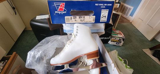 Riedell white figure skates