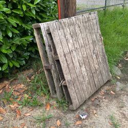 FREE Wood Palettes