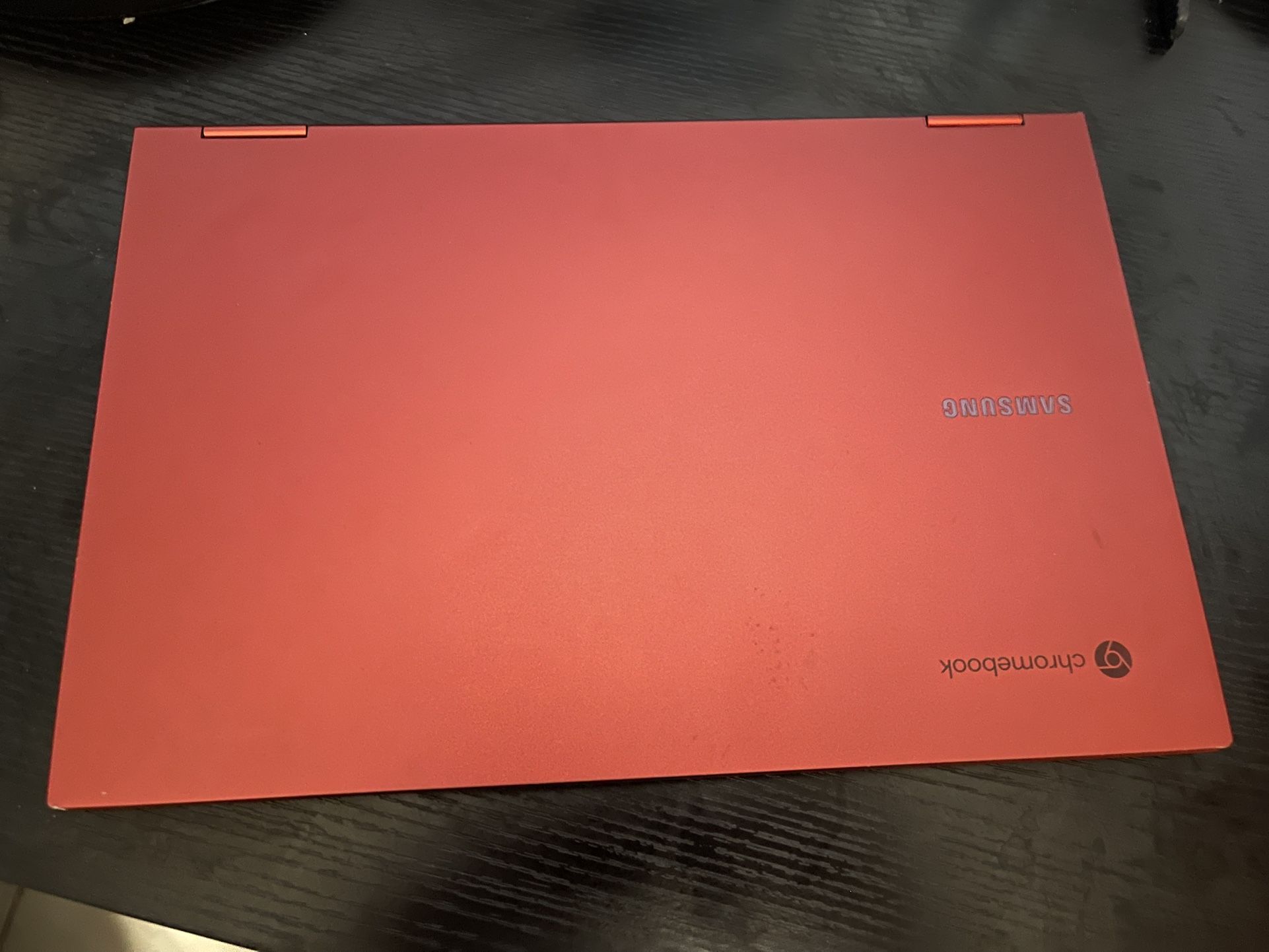 Samsung Galaxy Chromebook 2 - Fiesta Red Touchscreen (2-in-1 Convertible) - Excellent Condition!