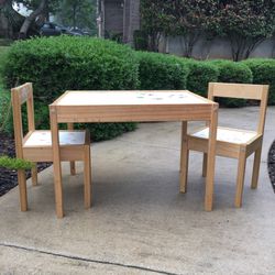 Kids Play Table With Chairs👇🚨👇read Description