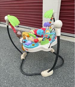 Fisher price baby jumper