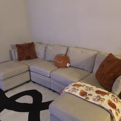 Modular Sectional With Storage Comparments 