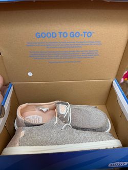 NEW Hey Dude shoes
