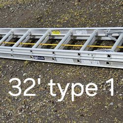 32 foot Louisville aluminum ladder -type 1(250#)