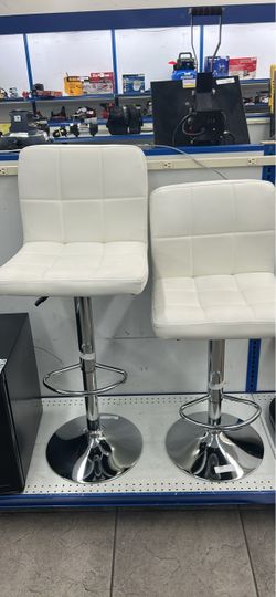 Set of white bar stools