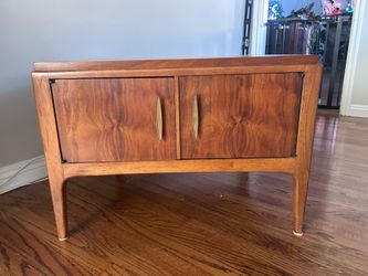 Mid century modern end table solid walnut wood 1950s made in the USA