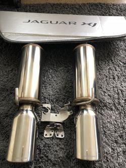JAGUAR XJ (AUTHENTIC) J COMPLETE KIT from Japan! This cost $5,000+ plus. On top of that you don’t have to wait 6 months to arrive. My loss is your g