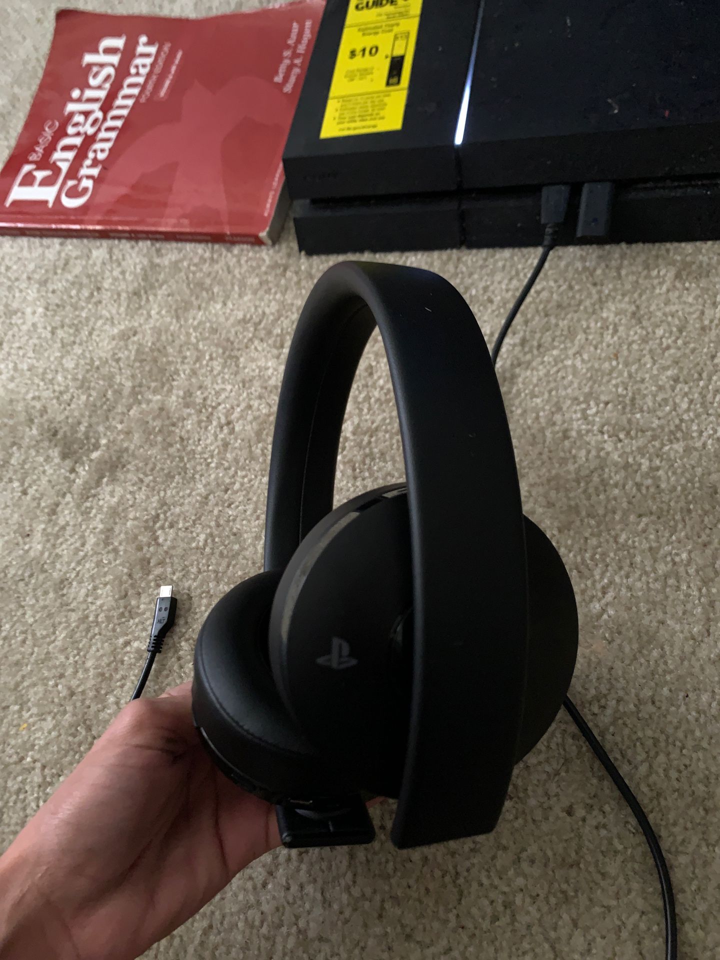 PlayStation Gold Wireless Gaming Headset