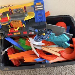 HOT WHEELS GALORE DEAL