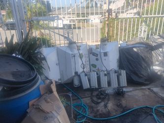 Grow Lights Make Me An Offer Seven In Total Make Me An Offer