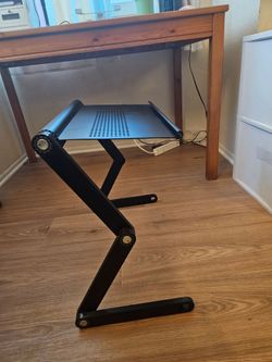 Desktop standing desk