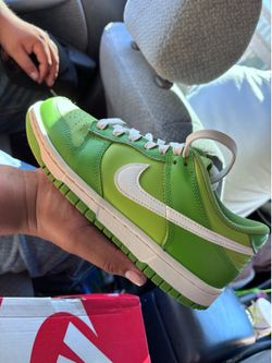 Nike Dunk chlorophyll