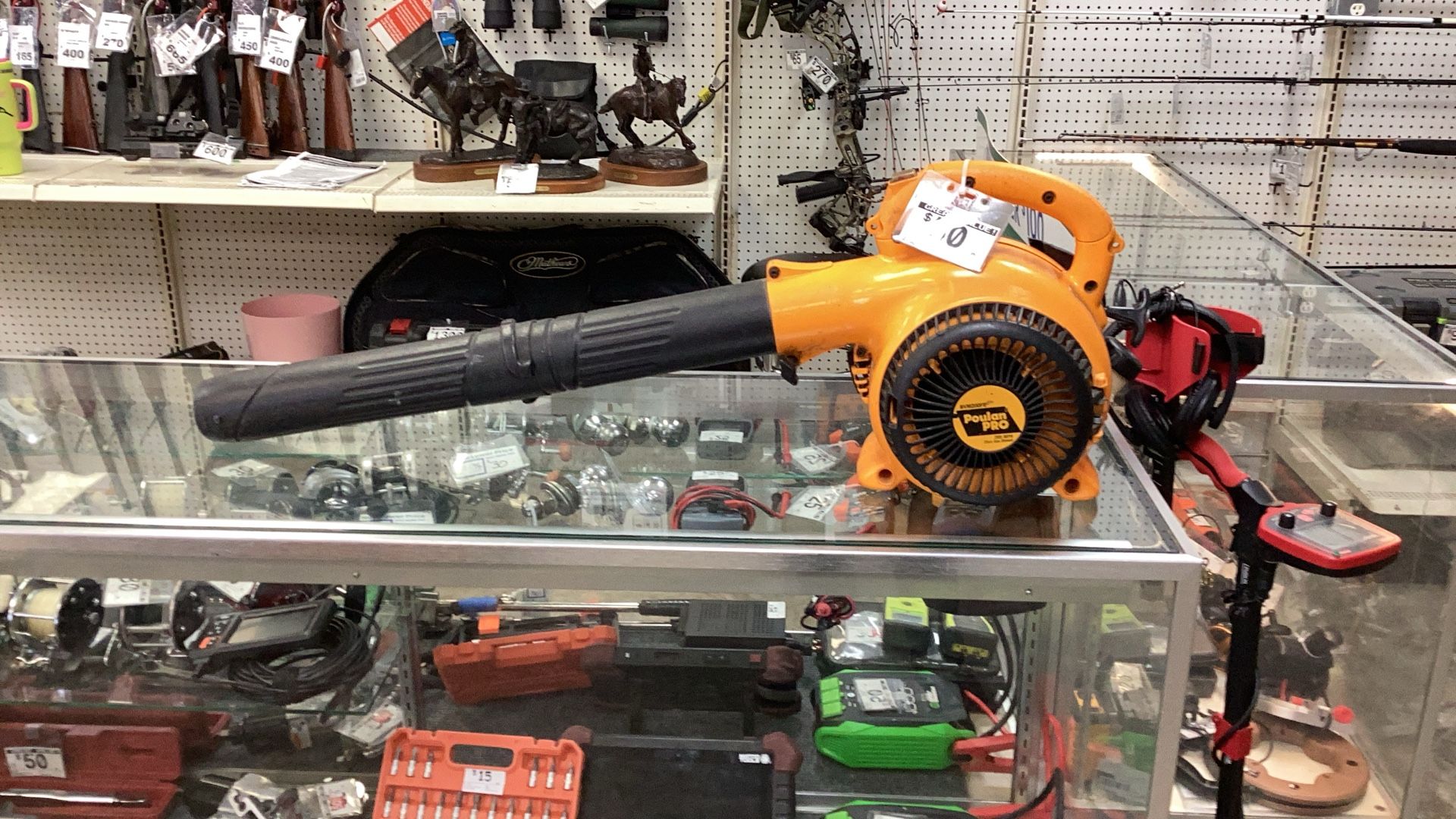 Poulan Pro Gas Leaf Blower MAKE US AN OFFER