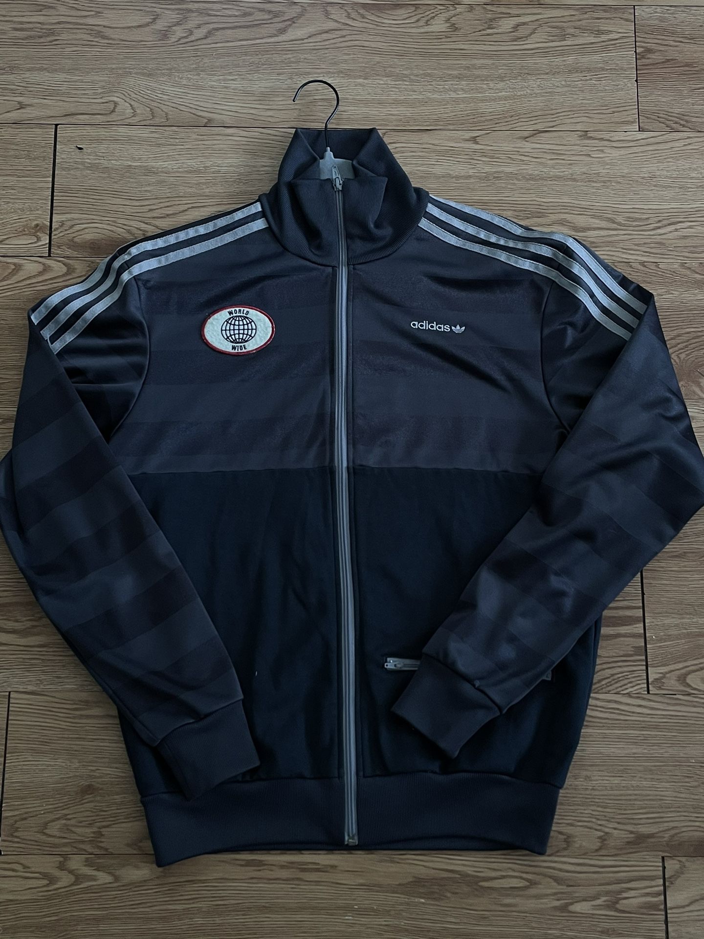 World Wide Sweatshirt