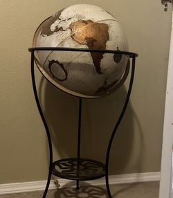 Replogle Standing Floor Globe With Small Shelf
