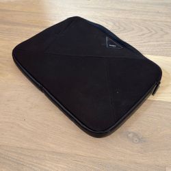 Black Fabric Laptop Case, Zipper Sleeve