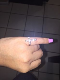 Fantasy ring $2