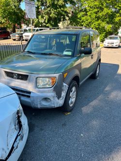 2004 Honda Element