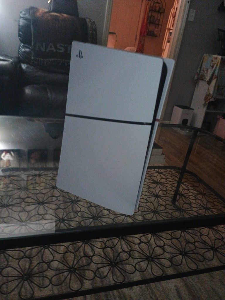PS5 Slim 1tb