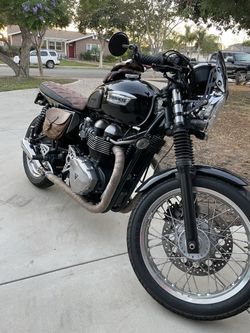 2012 Triumph Thruxton 900