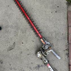 Trimmer attachment head