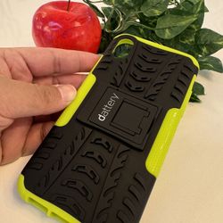 New iPhone Case w/ Stand