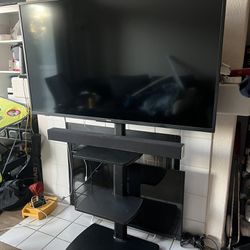 Toshiba Tv With Tv Stand 