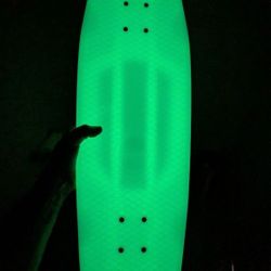 New Penny 32" Midnight Glow Skateboard (GLOW IN THE DARK)
