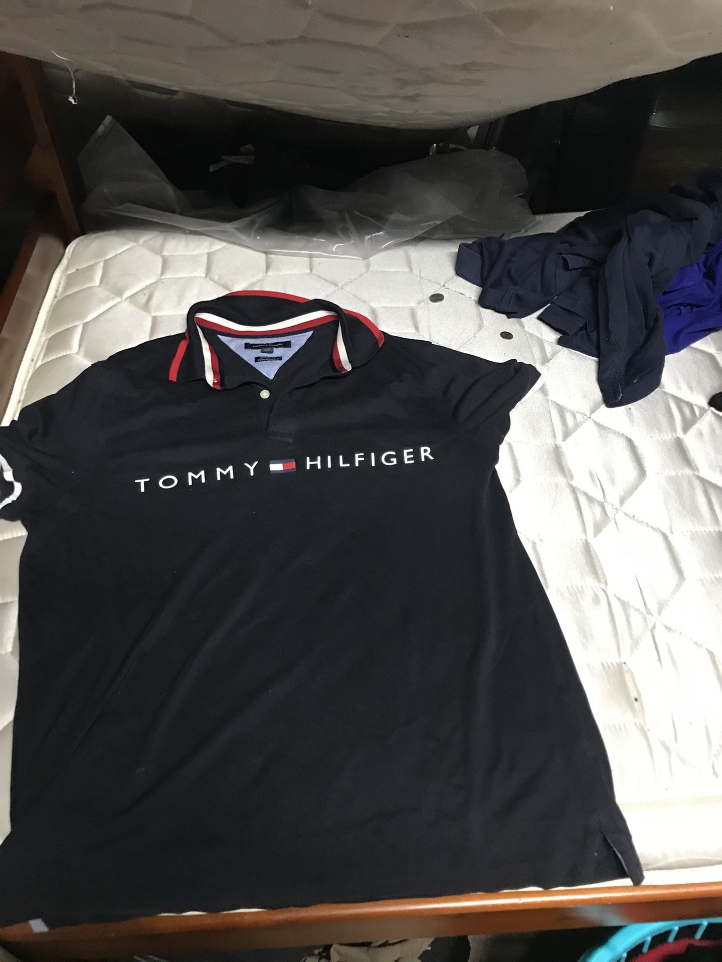 Sz L Tommy Hilfiger
