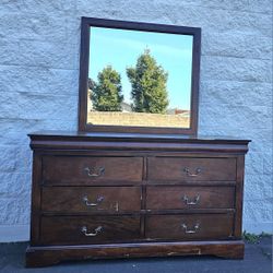 6-drawer Dresser By Alpine Furniture