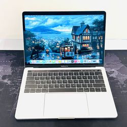 Apple MacBook Pro 13” 2017 TouchBar 3.1Ghz i5 8GB 500GB SSD Fully Functional